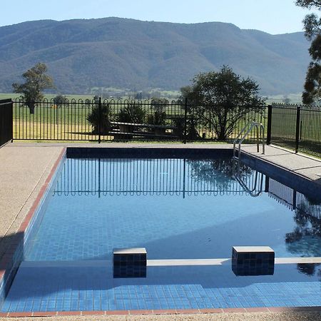 Corryong Mountain View Motel المظهر الخارجي الصورة