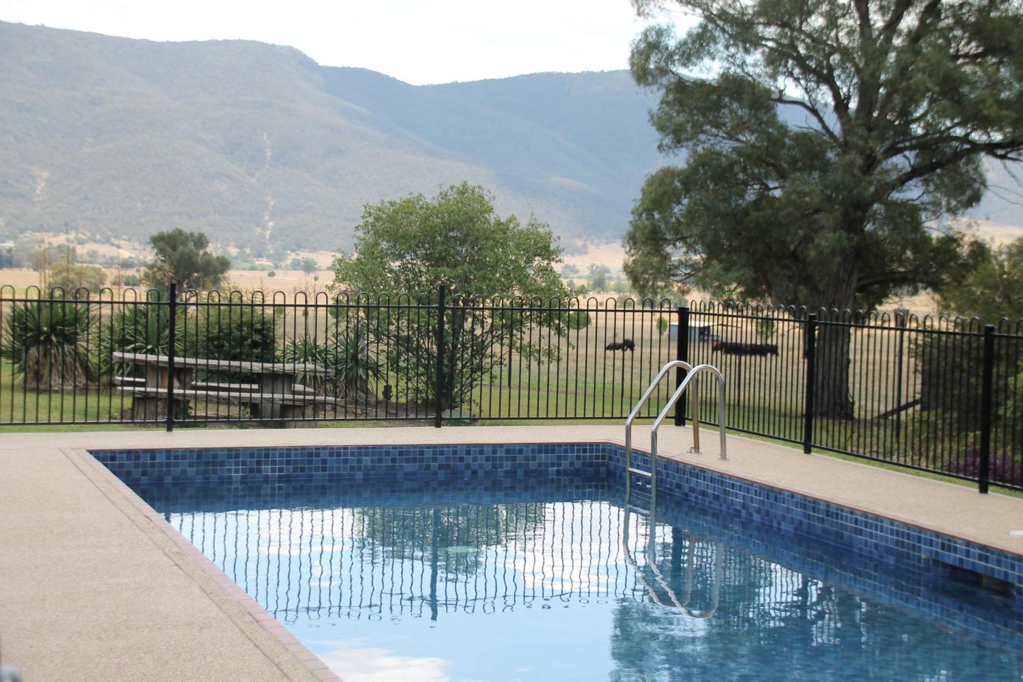 Corryong Mountain View Motel الغرفة الصورة