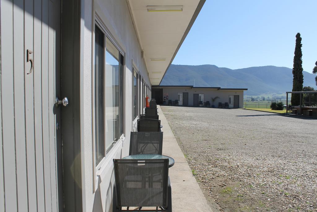 Corryong Mountain View Motel المظهر الخارجي الصورة