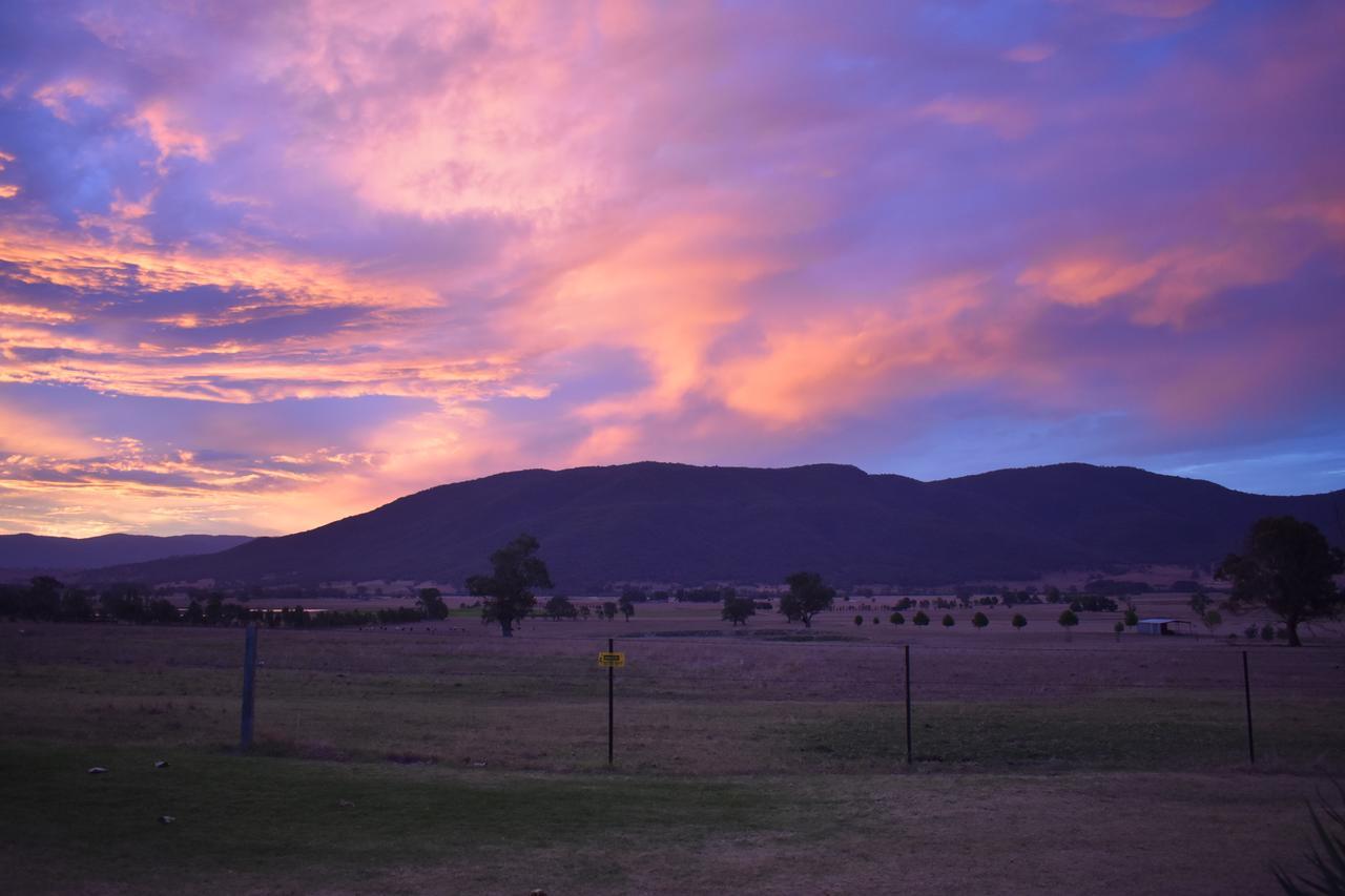 Corryong Mountain View Motel المظهر الخارجي الصورة