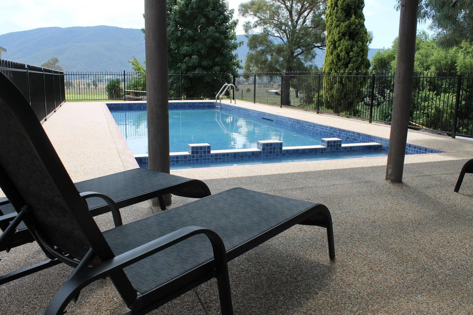 Corryong Mountain View Motel المظهر الخارجي الصورة