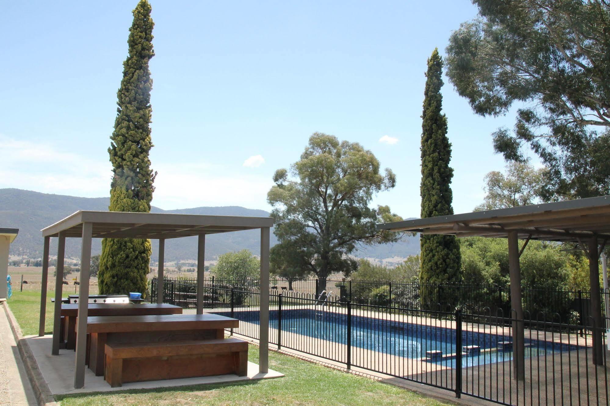 Corryong Mountain View Motel المظهر الخارجي الصورة