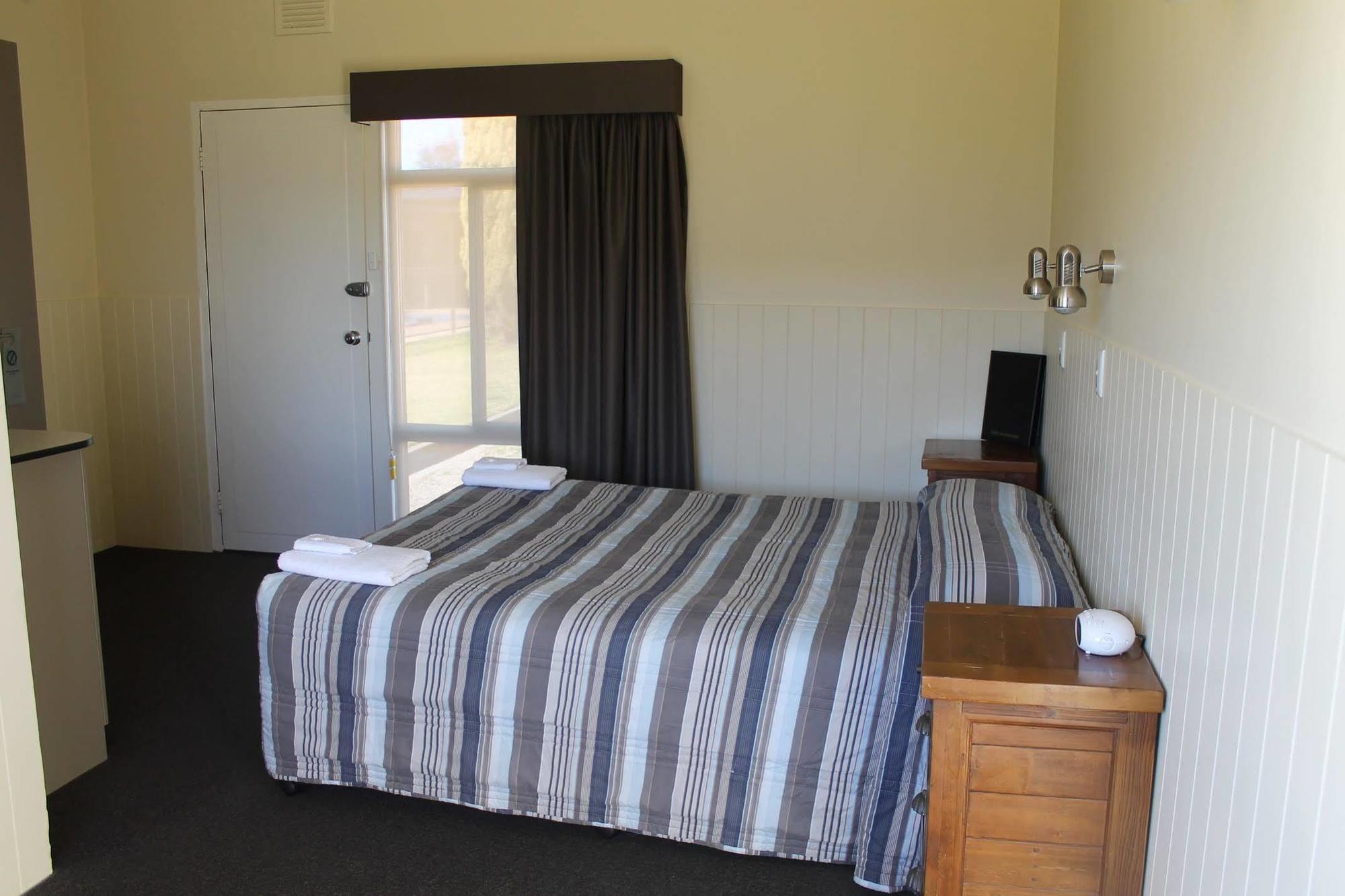 Corryong Mountain View Motel المظهر الخارجي الصورة