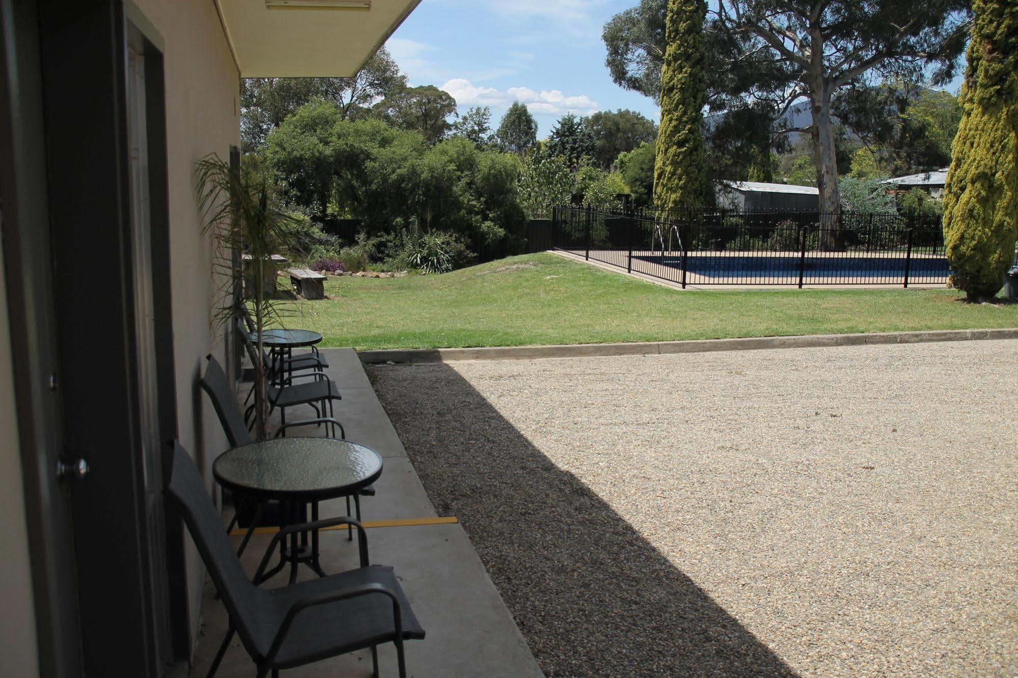 Corryong Mountain View Motel المظهر الخارجي الصورة