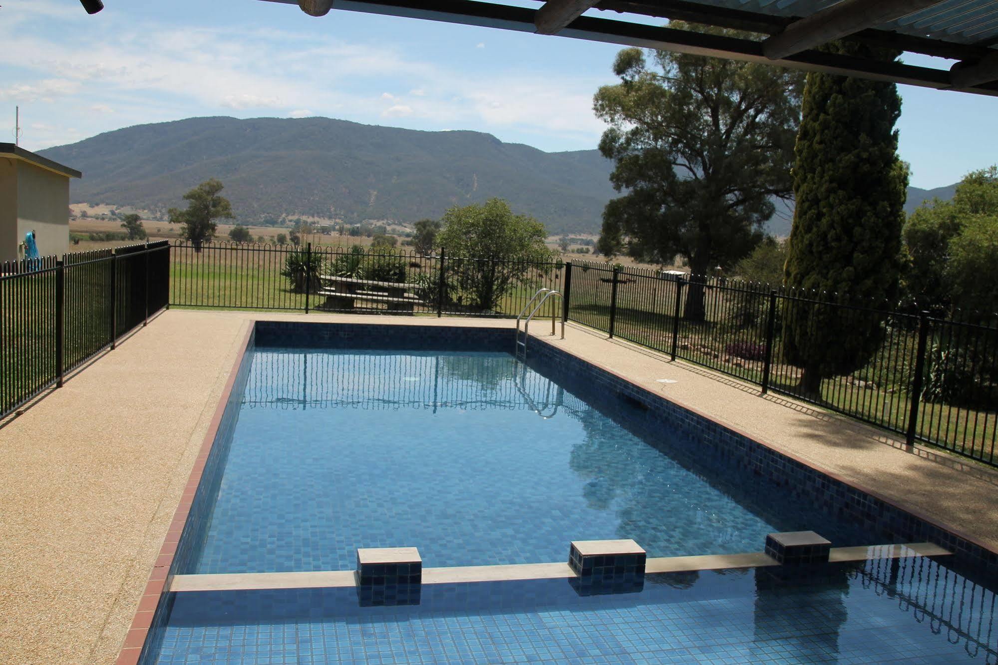 Corryong Mountain View Motel المظهر الخارجي الصورة